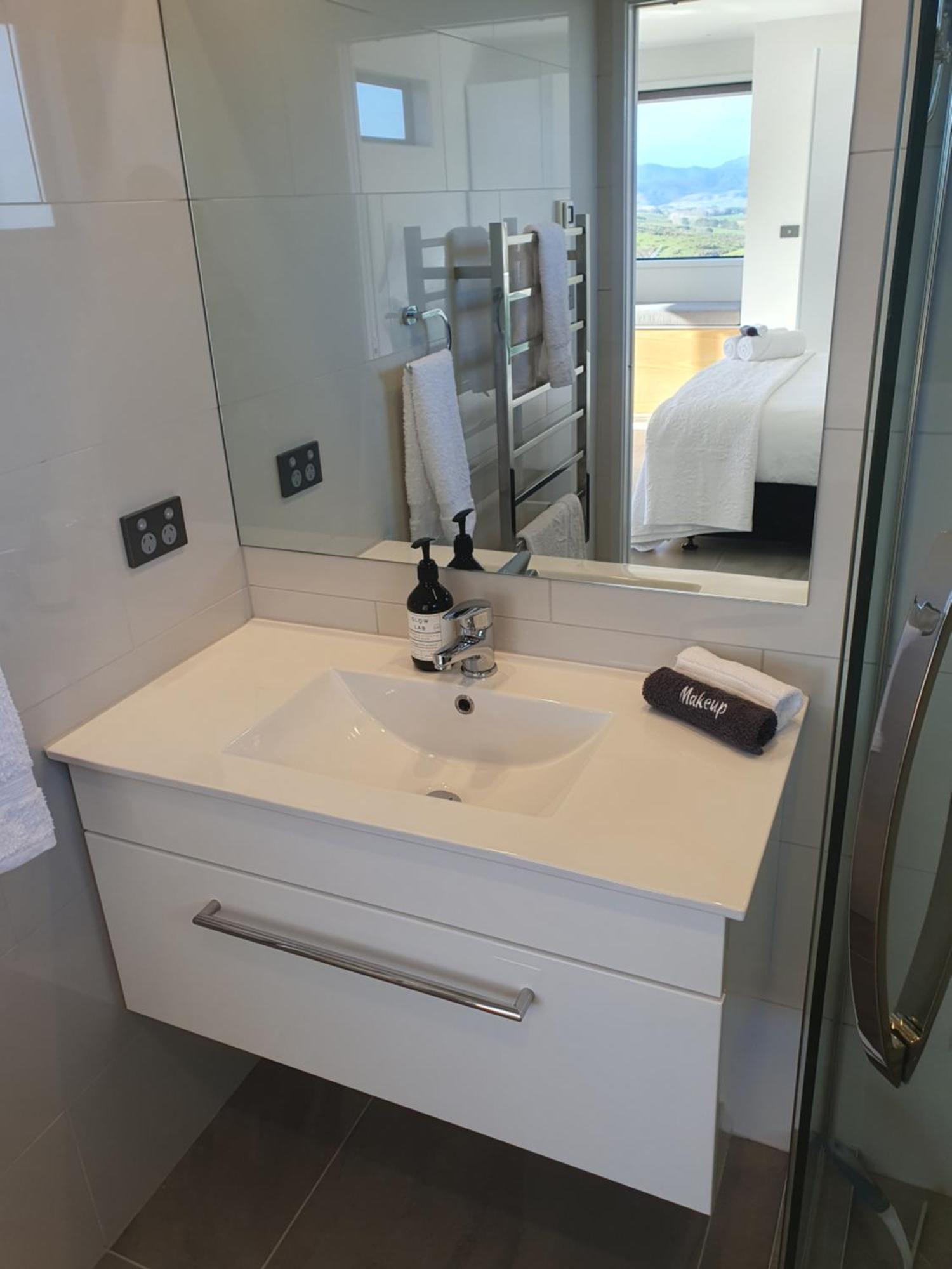Vineyard Vacation Otel Mangawhai Dış mekan fotoğraf